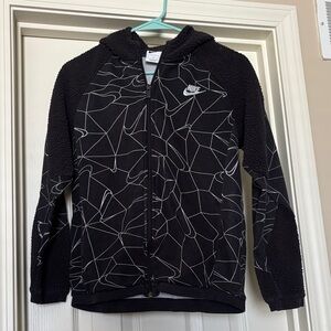 Nike Kids Black and White Patterned Hoodie Sherpa on hoodie and sleeves Size Lg
